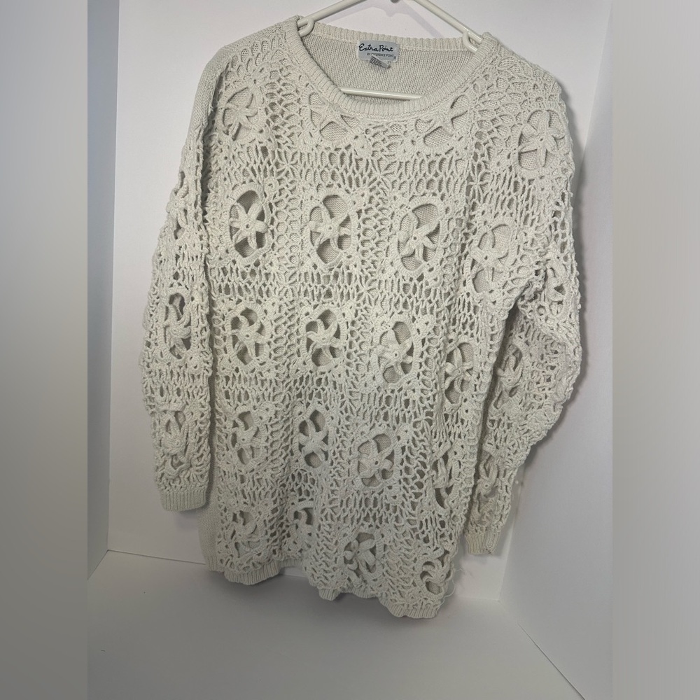 Vintage Extra Point Sweater